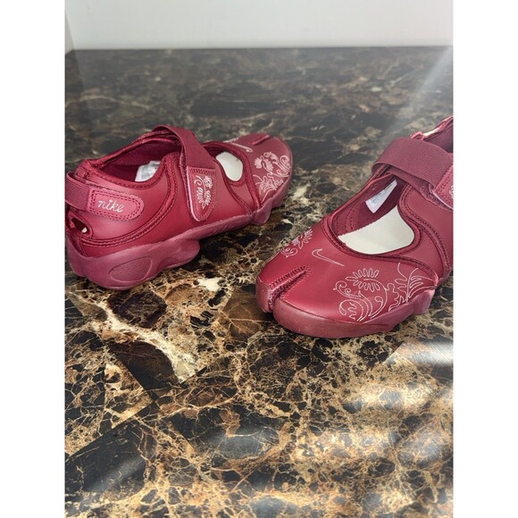 Nike WMNS Air Rift Leather Botanical Stitch Team Red Limited IH7318-677 Size 8 - Picture 3 of 14